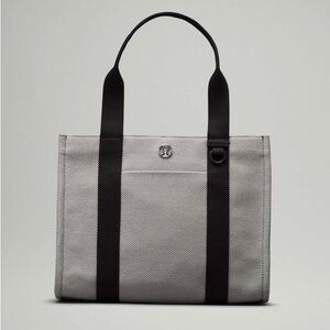 Lululemon Two-Tone Canvas Tote Bag 10L